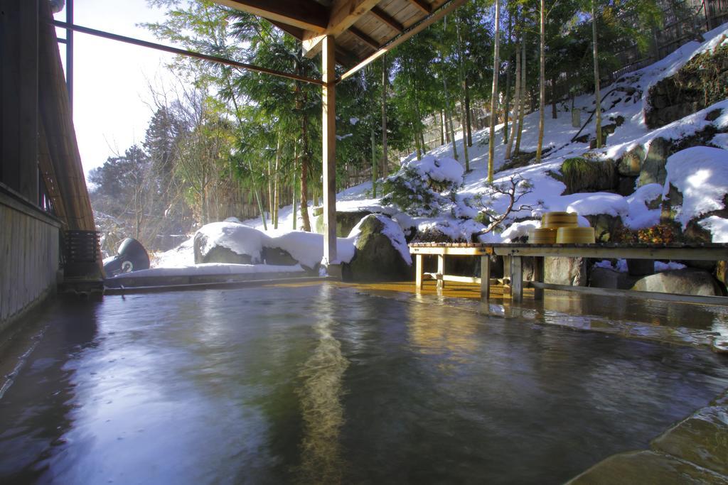Sakaeya Hotel Yamanouchi  Bagian luar foto