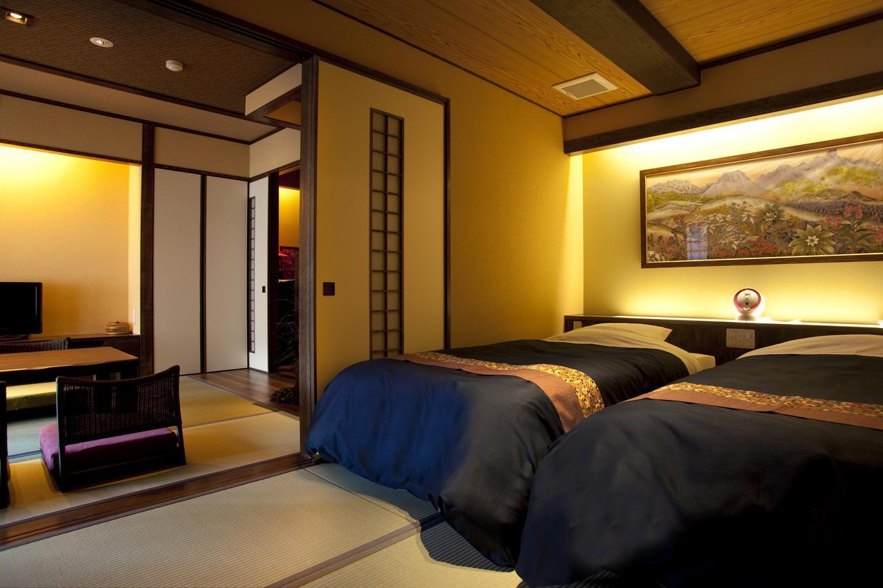 Sakaeya Hotel Yamanouchi  Bagian luar foto